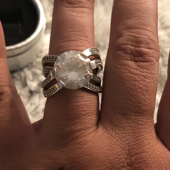 Custom Ring - Picture 5 of 7